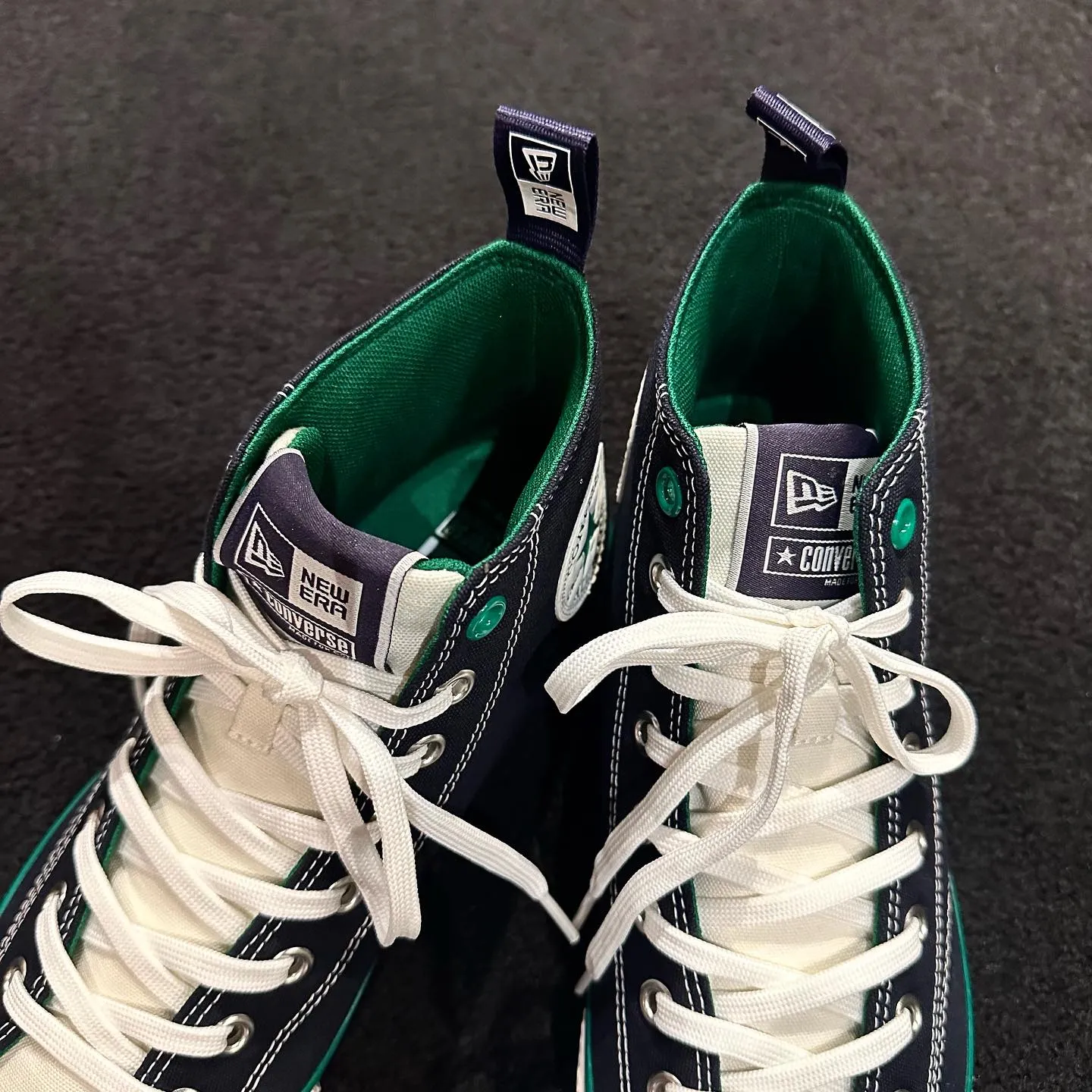 CONVERSE MADE FOR GOLF」と「NEW E...