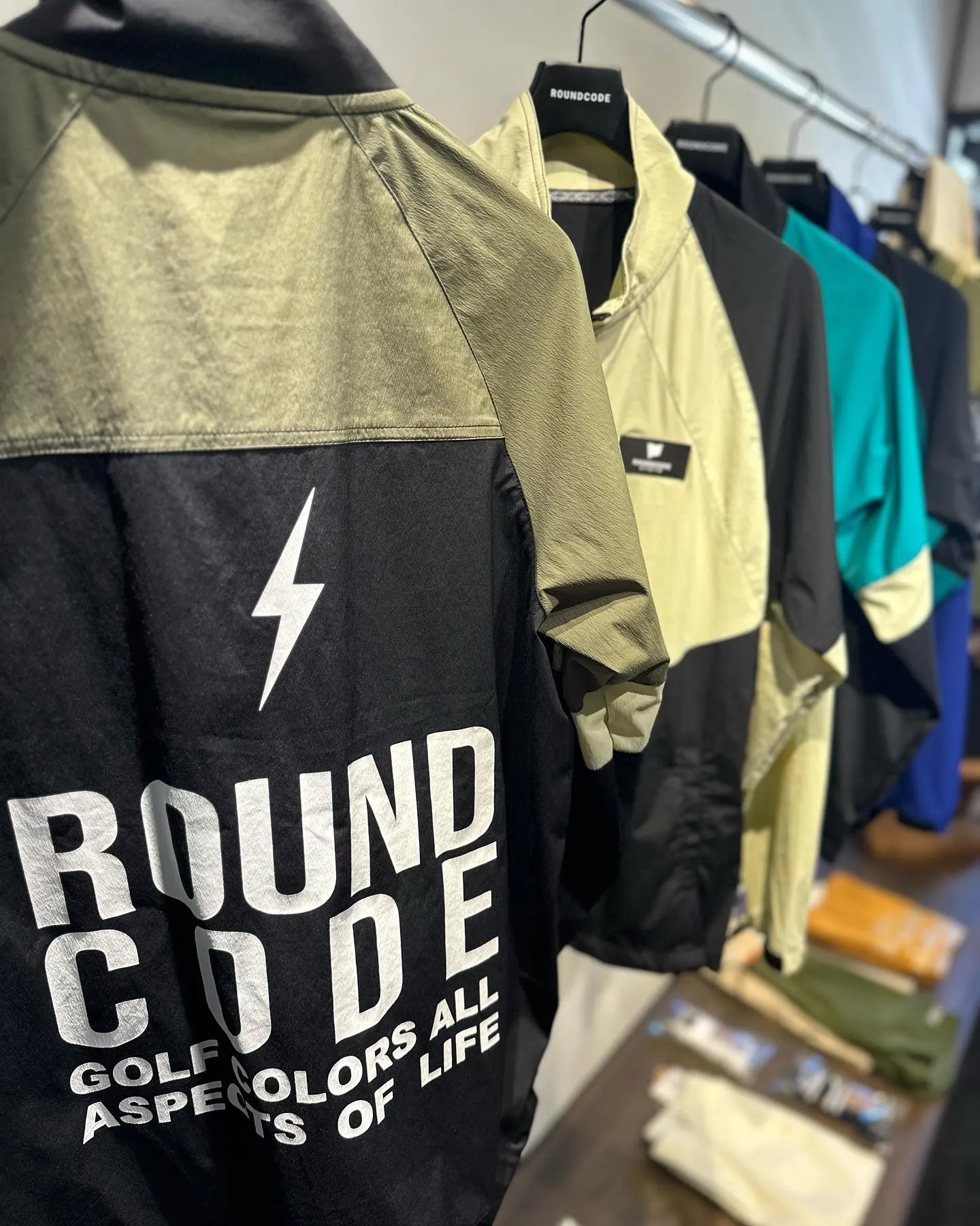 【ROUNDCODE 】