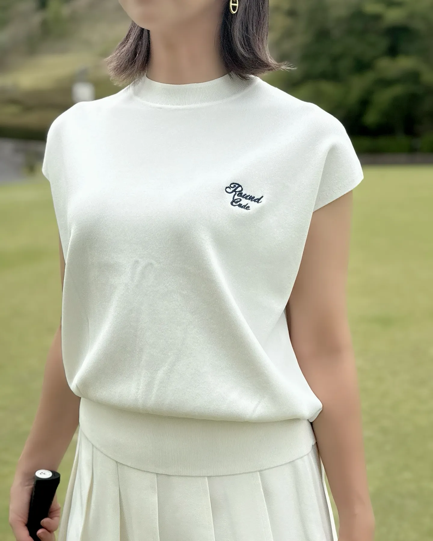 This knit has a smooth texture...