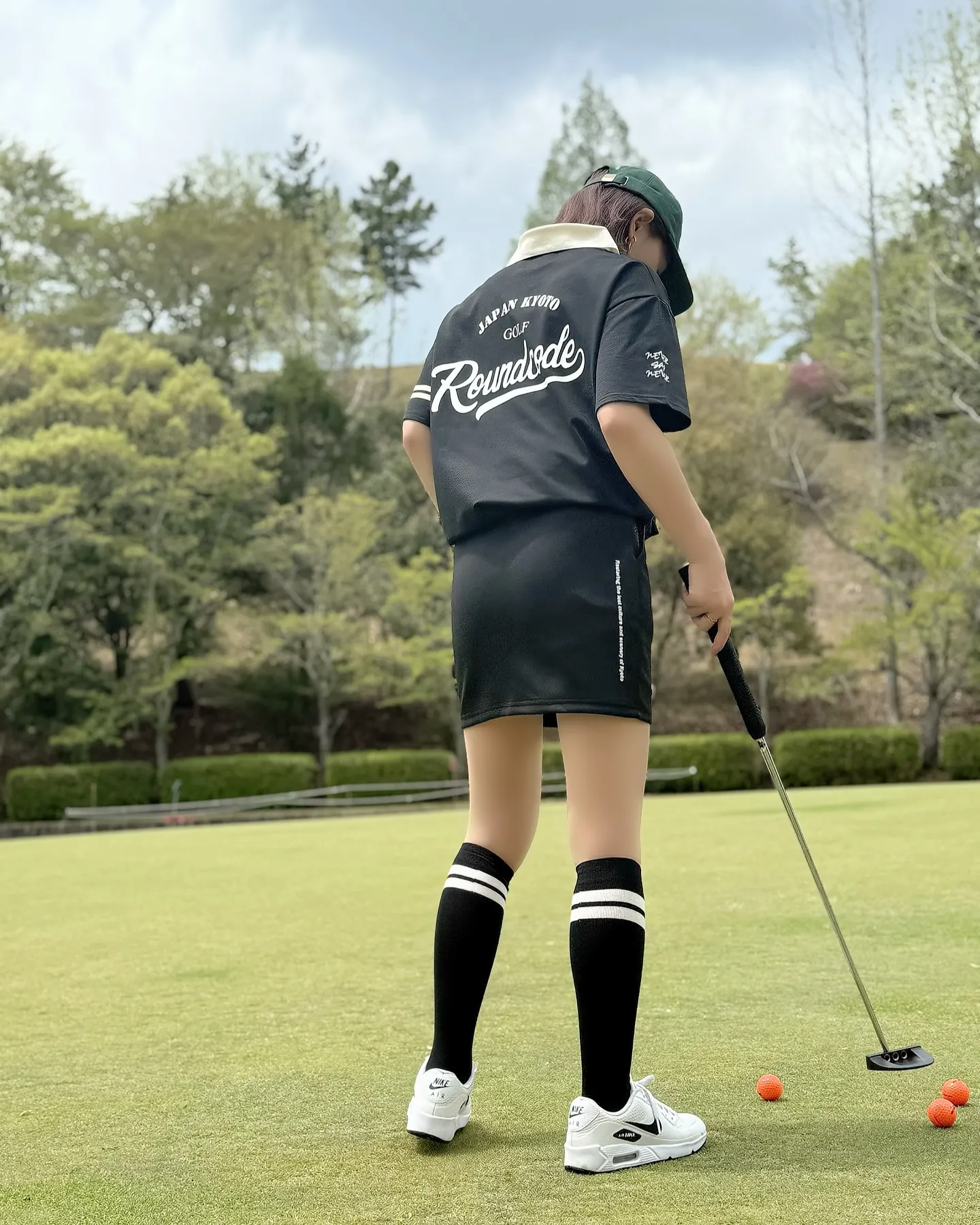 A polo shirt with a bicolor co...