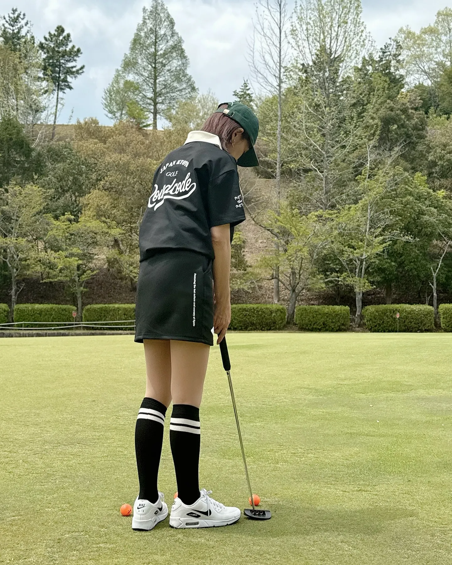 A polo shirt with a bicolor co...