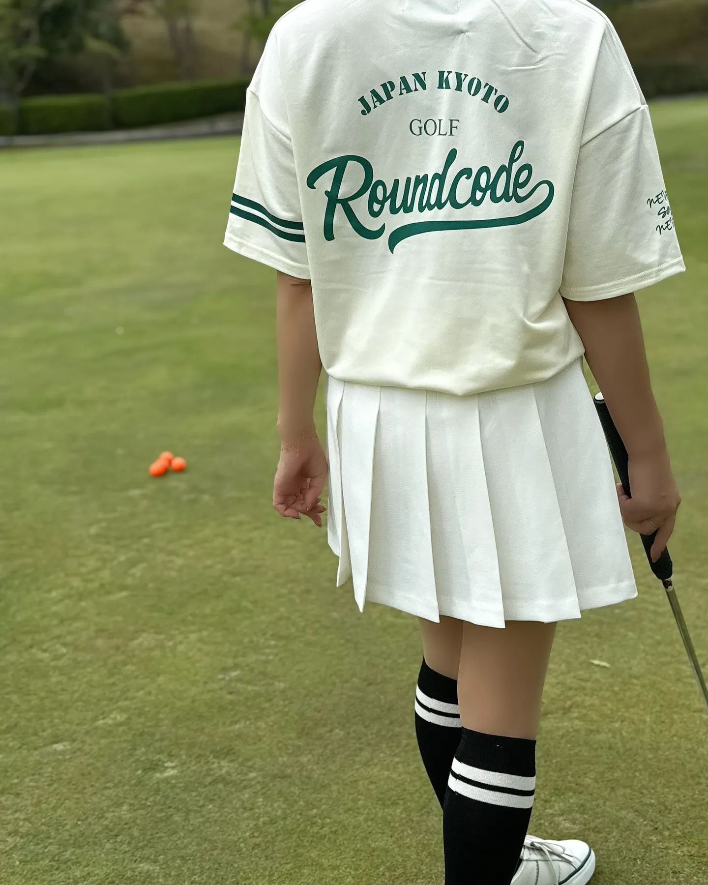 A polo shirt with a bicolor co...