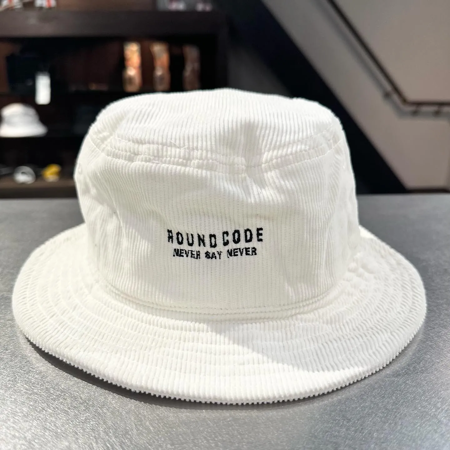 Original bucket hat made of co...